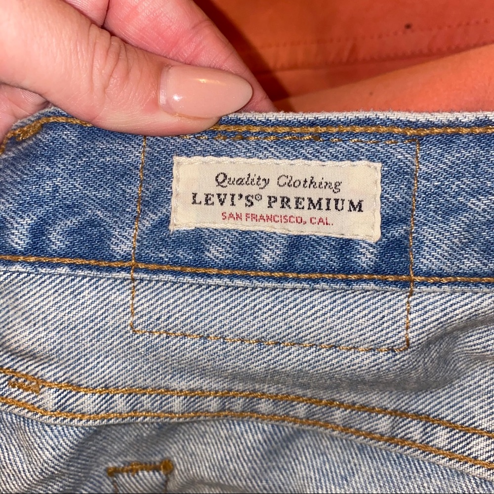 Levi Ripped Jeans - Picture 3 of 3